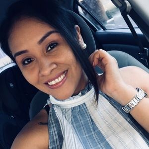 Meet your Posher, Earline